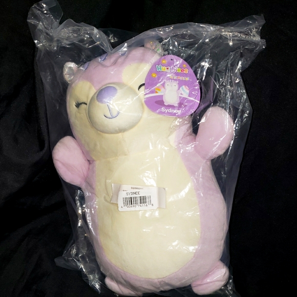 Kellytoy Other - Squishmallows 12" Sydnee the Squirrel HugMees Easter 2023 NWT in Bag KellyToys
